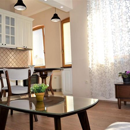 Chola Guest House 比托拉 外观 照片