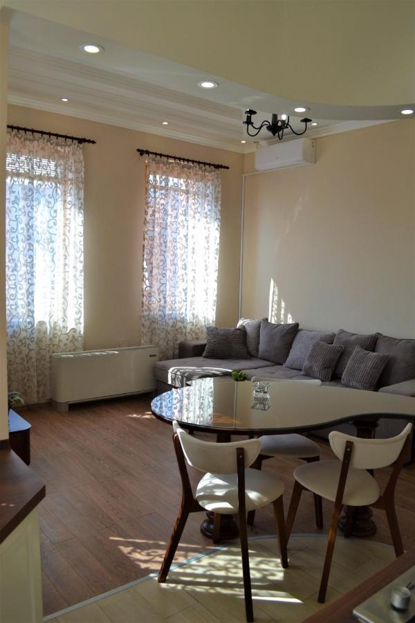 Chola Guest House 比托拉 外观 照片